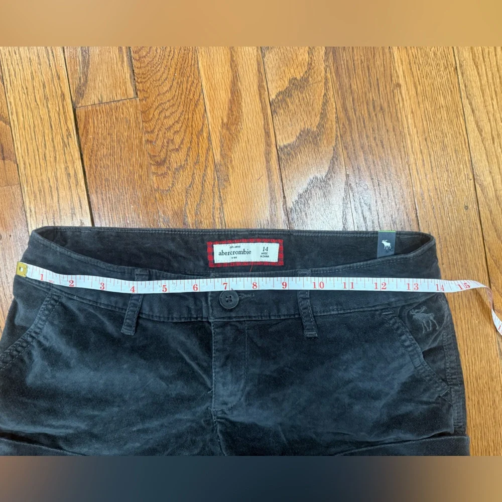 Abercrombie Kids Black Corduroy Cuffed Shorts Girls Size 14 NWT